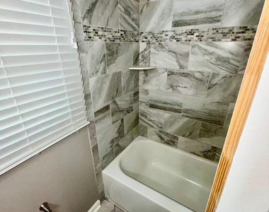 12403 Madeley Lane - Photo Thumbnail 7
