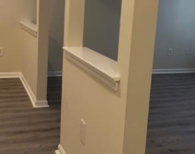 6845 Red Maple Court - Photo Thumbnail 11