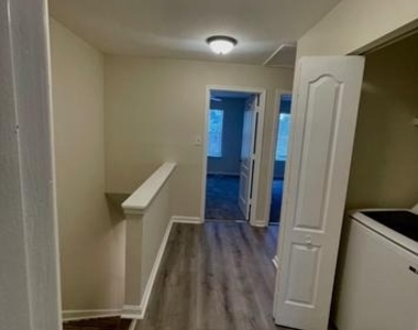 6845 Red Maple Court - Photo Thumbnail 15