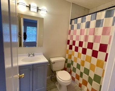6845 Red Maple Court - Photo Thumbnail 29