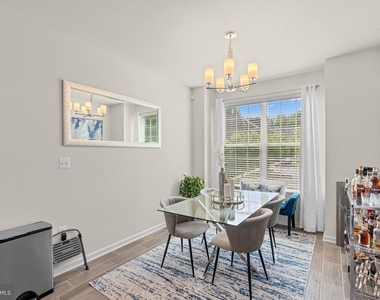 1623 Fernwood Drive - Photo Thumbnail 9