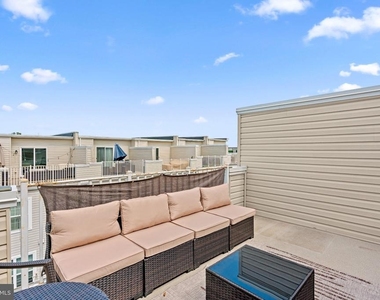 1623 Fernwood Drive - Photo Thumbnail 32