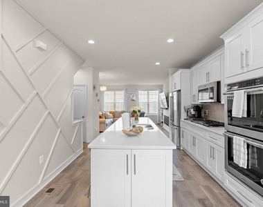 1623 Fernwood Drive - Photo Thumbnail 8
