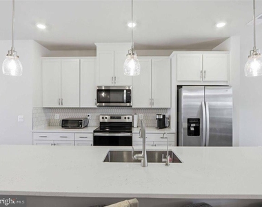 26052 Ridge Road - Photo Thumbnail 2