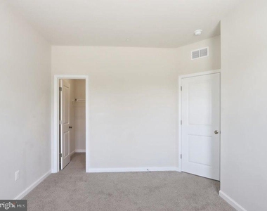 26052 Ridge Road - Photo Thumbnail 14