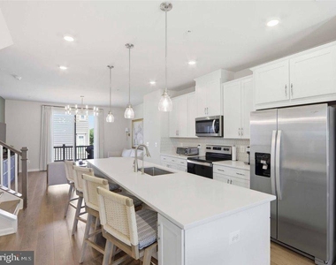 26052 Ridge Road - Photo Thumbnail 9