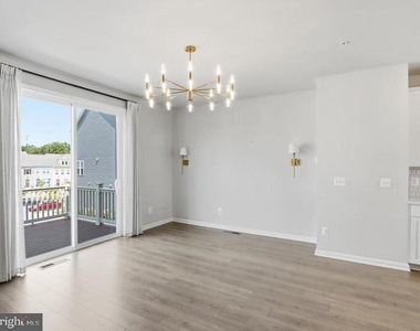 26052 Ridge Road - Photo Thumbnail 5