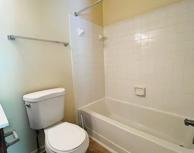 10508 Smithy Court - Photo Thumbnail 21