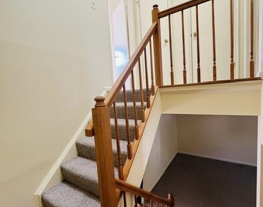 10508 Smithy Court - Photo Thumbnail 15