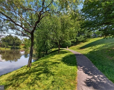 10508 Smithy Court - Photo Thumbnail 34