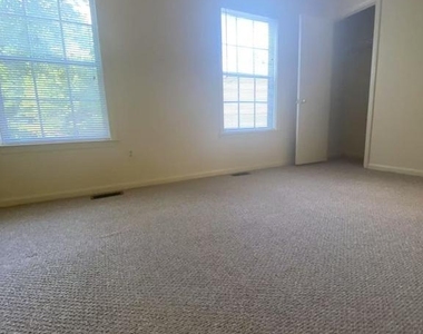 10508 Smithy Court - Photo Thumbnail 20