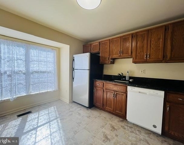 10508 Smithy Court - Photo Thumbnail 1