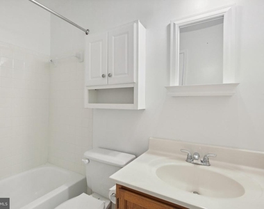 14 Amarillo Court - Photo Thumbnail 12