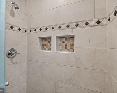 406 Gilmoure Drive - Photo Thumbnail 26