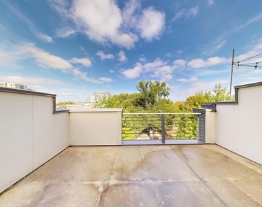 10366 Jacobsen Street - Photo Thumbnail 16