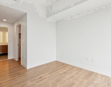 10511 Strathmore Hall Street - Photo Thumbnail 11