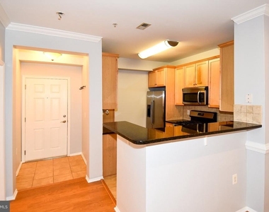 11800 Old Georgetown Road - Photo Thumbnail 7