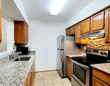 3734 Amsterdam Terrace - Photo Thumbnail 12