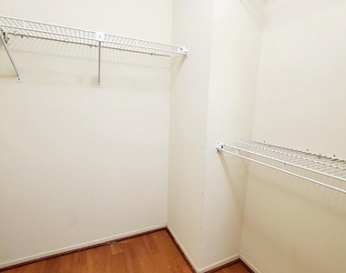 3734 Amsterdam Terrace - Photo Thumbnail 18