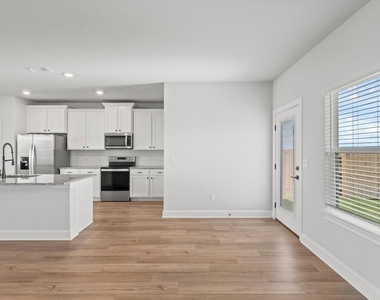 9312 Gladsome Path - Photo Thumbnail 5