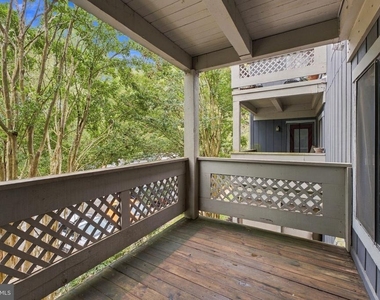 898 Windbrooke Drive - Photo Thumbnail 22