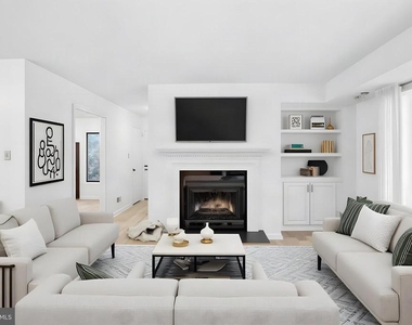 898 Windbrooke Drive - Photo Thumbnail 9