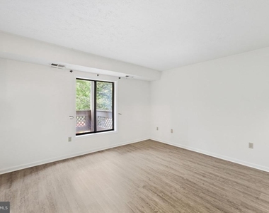 898 Windbrooke Drive - Photo Thumbnail 31