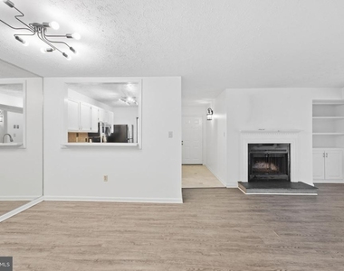 898 Windbrooke Drive - Photo Thumbnail 15