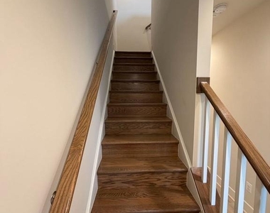 111 Heath Place - Photo Thumbnail 27