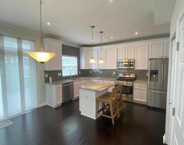 12502 Royal Crown Drive - Photo Thumbnail 14