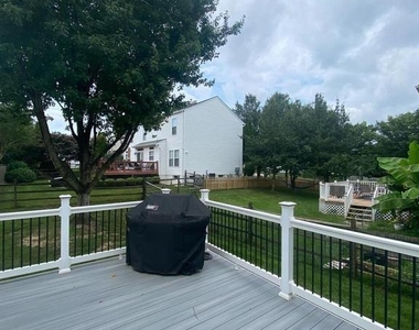12502 Royal Crown Drive - Photo Thumbnail 15