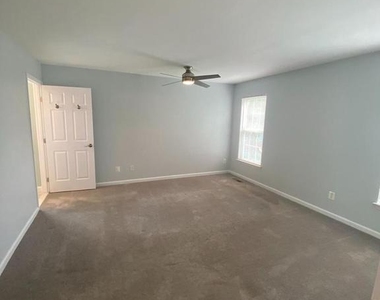 12502 Royal Crown Drive - Photo Thumbnail 10