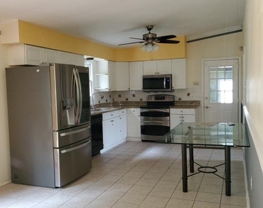 12200 Lemar Court - Photo Thumbnail 7
