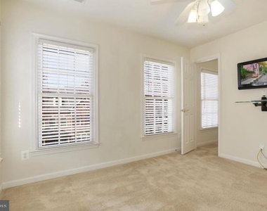 312 Casey Lane - Photo Thumbnail 23