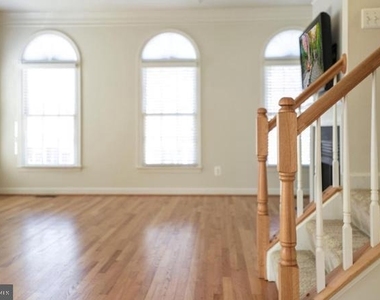 312 Casey Lane - Photo Thumbnail 11