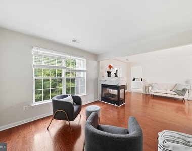 18805 Sparkling Water Drive - Photo Thumbnail 8