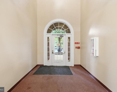 18805 Sparkling Water Drive - Photo Thumbnail 44