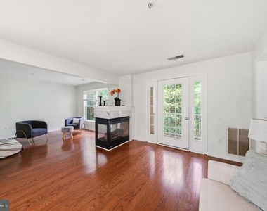 18805 Sparkling Water Drive - Photo Thumbnail 5