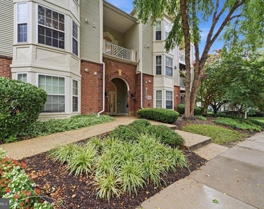 18805 Sparkling Water Drive - Photo Thumbnail 51