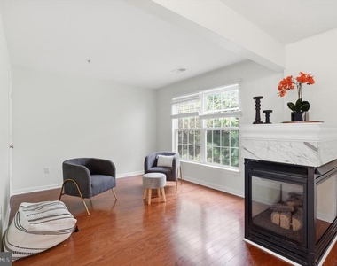 18805 Sparkling Water Drive - Photo Thumbnail 7