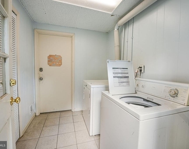 8218 Roanoke Avenue - Photo Thumbnail 24