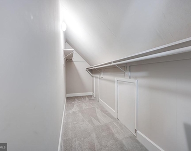 8218 Roanoke Avenue - Photo Thumbnail 19
