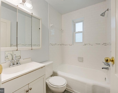 8218 Roanoke Avenue - Photo Thumbnail 6