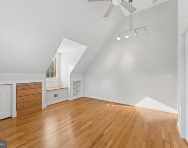 101 Charles Street - Photo Thumbnail 21