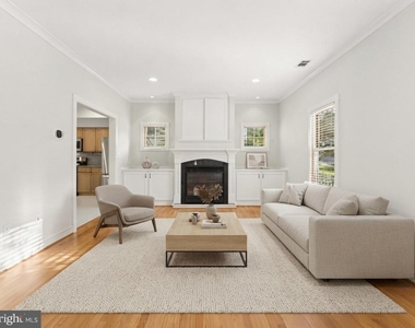 101 Charles Street - Photo Thumbnail 6