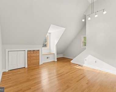 101 Charles Street - Photo Thumbnail 25