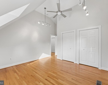 101 Charles Street - Photo Thumbnail 20