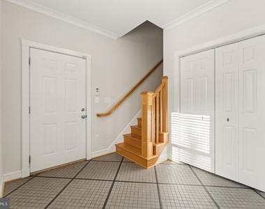 101 Charles Street - Photo Thumbnail 5