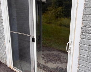 3107 Edgewood Road - Photo Thumbnail 2