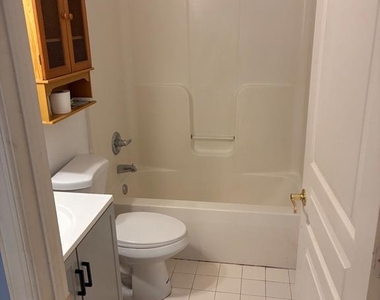 3107 Edgewood Road - Photo Thumbnail 9